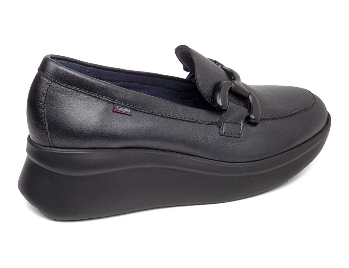 Zapatos de mujer Callaghan Hanna 30010 fabricados piel color negro.